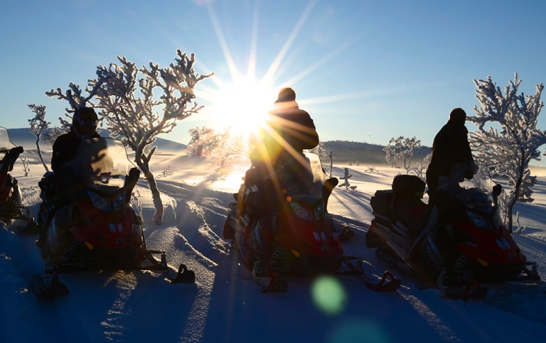 Paus i skoteråkningen en vinterdag